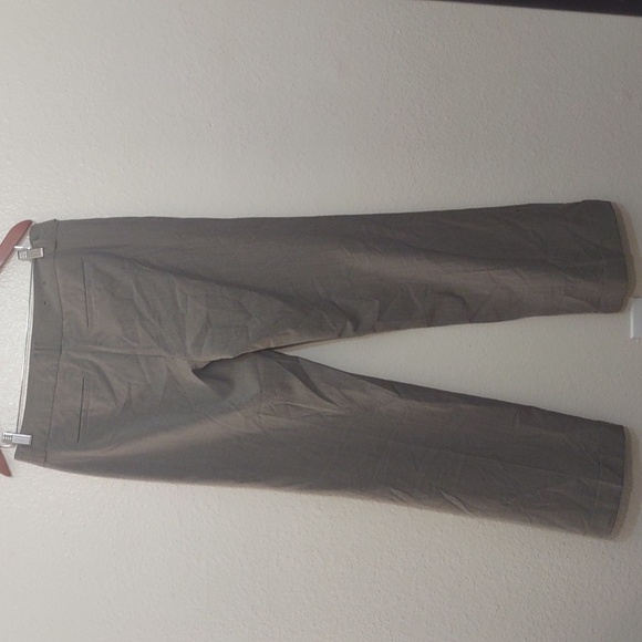 SLIGHTLY USED BANANA REPUBLIC MARTIN FIT COLOR CHARCOAL SIZE 10. - Picture 6 of 9